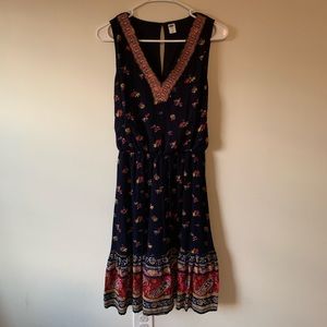 Floral pattern dress